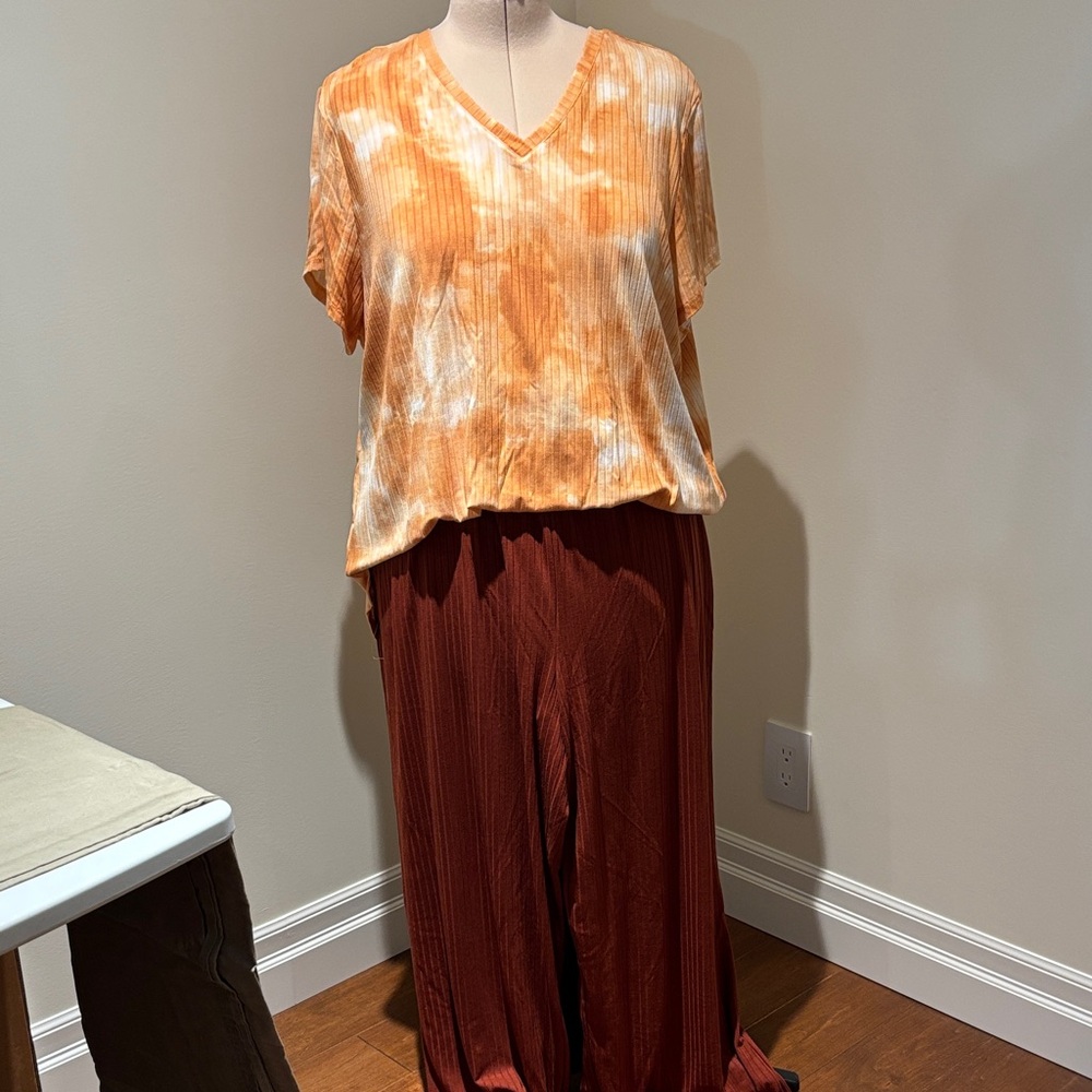Cuddl Duds (2 pcs) Orange lounge top and Rust Wide Leg Ensemble